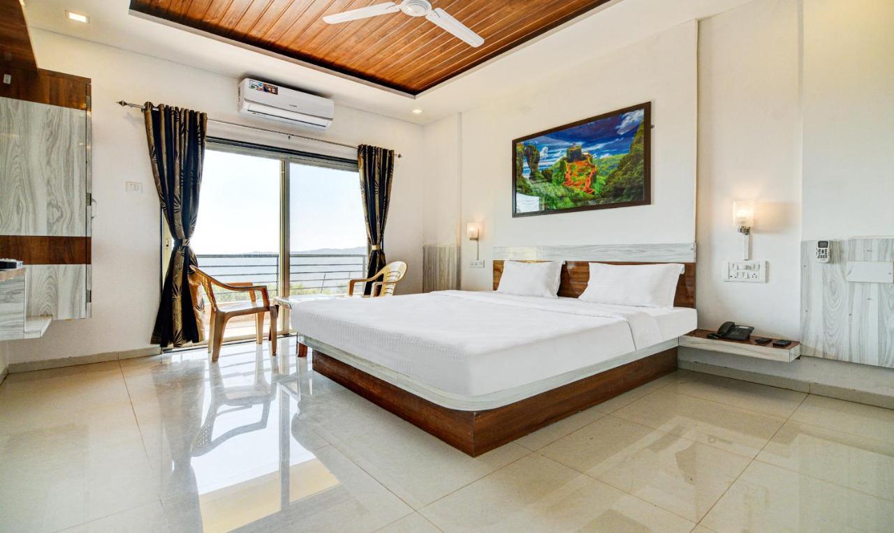 Aditya Hill View Inn Mahabaleshwar Exterior photo